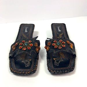 Simonelli Embroidered Sandals Size 8 1/2